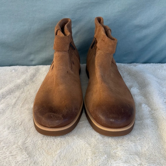 NWOT UGG Josefene Cuff Women's Suede Boots in Chestnut Size 9.5 Booties - Picture 1 of 9